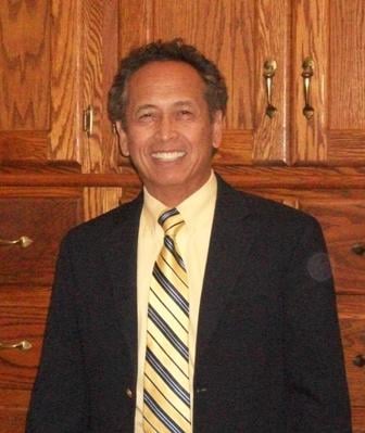 Endodontist in San Bernardino - Dr. Romulo deLeon